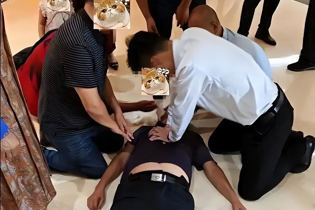 开云-53岁男子猝死，生前每天早睡不熬夜，检查后：犯了3个错误